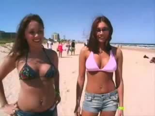 boobs this video should be for all guys)))